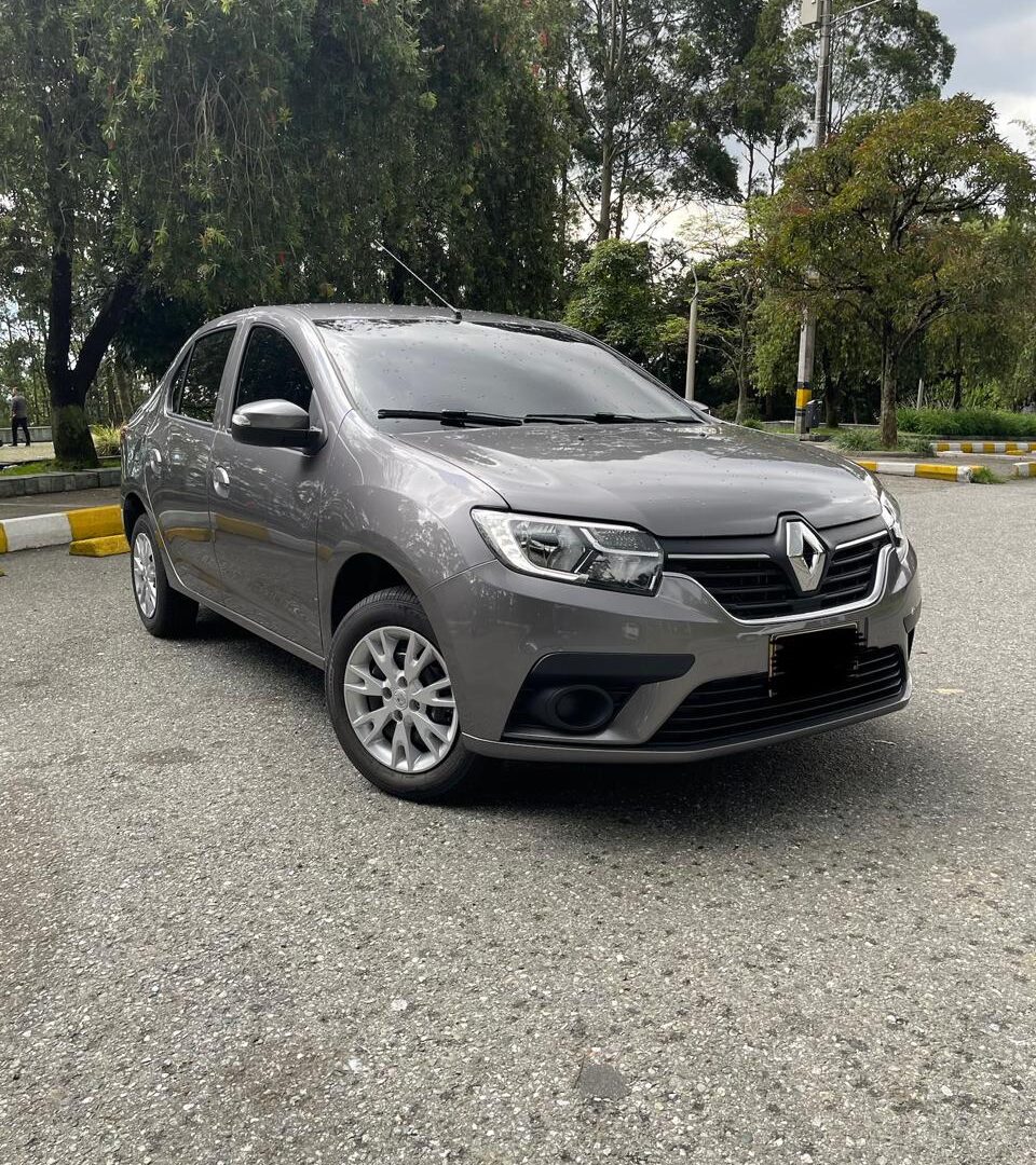 Renault Logan Gris Mecánico
